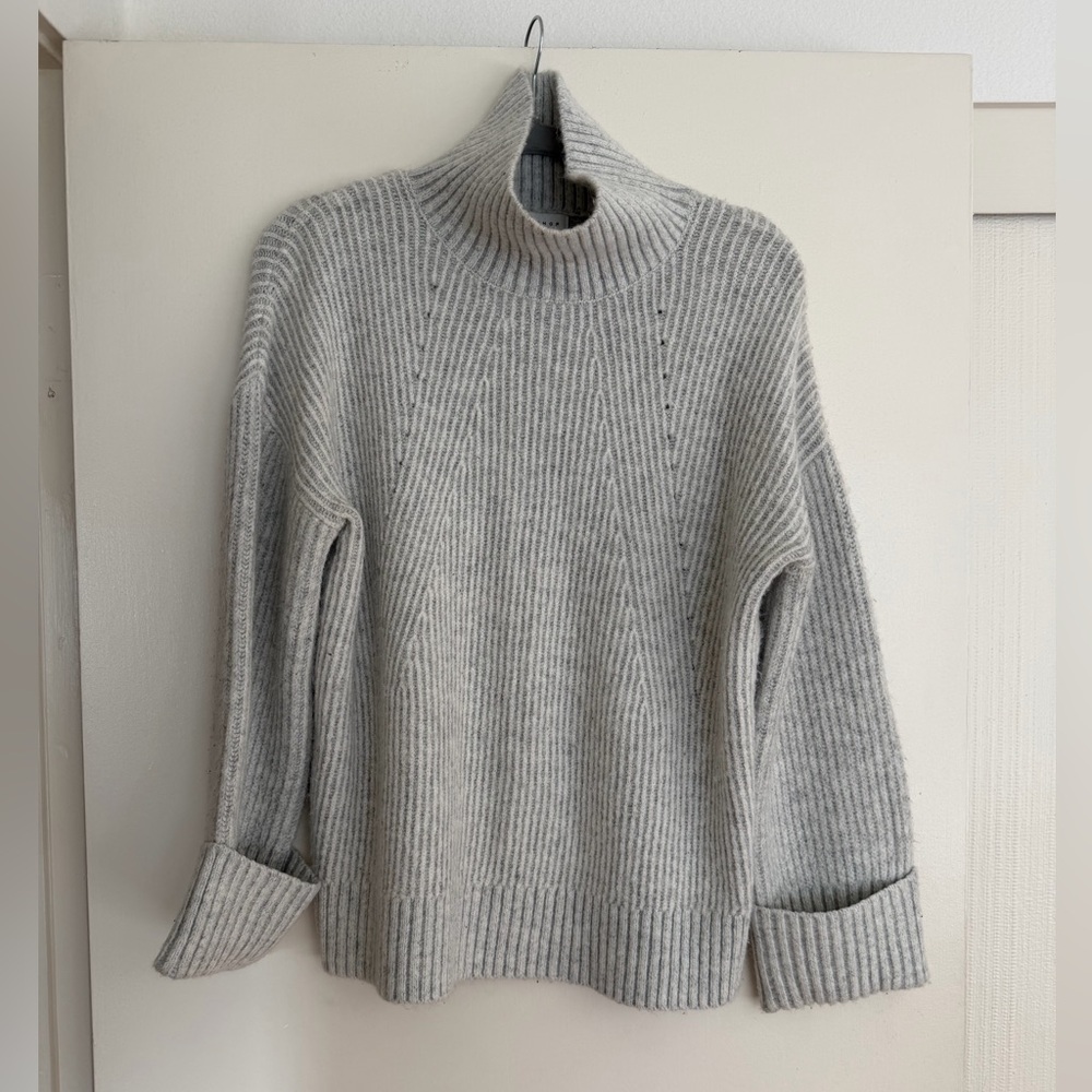 Topshop Light Gray Ribbed Turtleneck Sweater